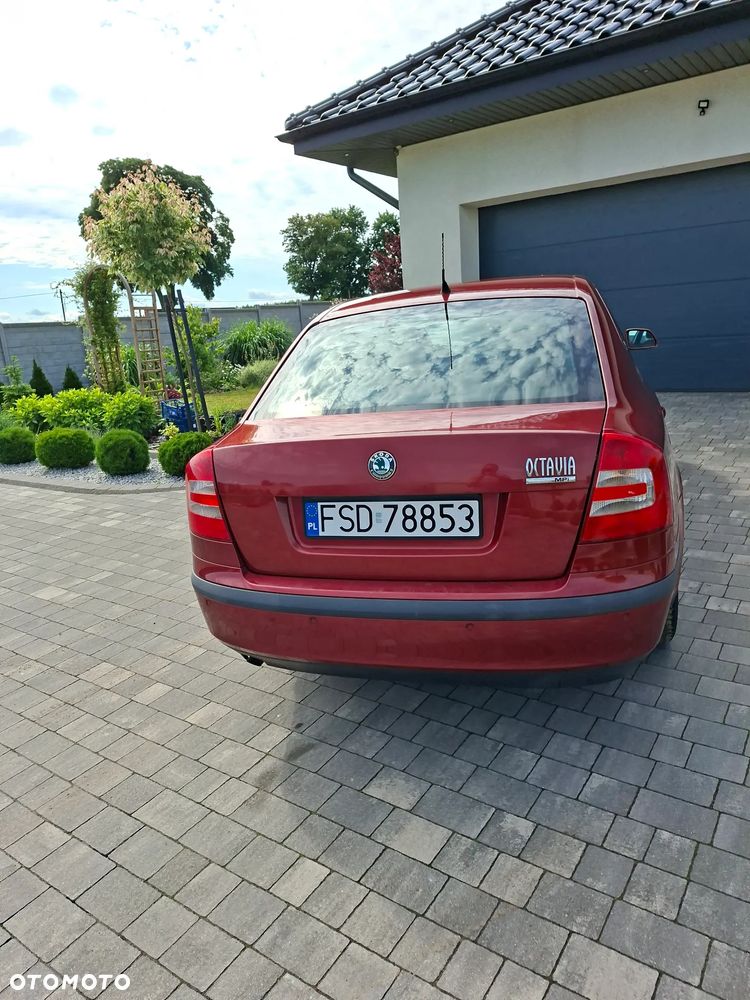 Skoda Octavia 1.6 Classic - 10