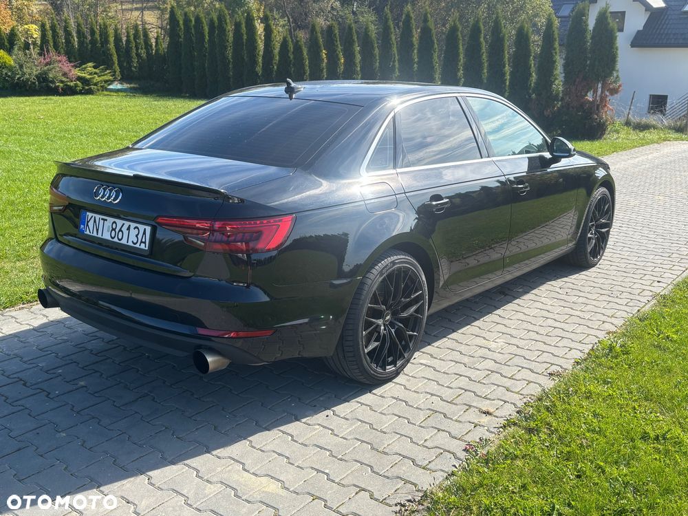 Audi A4 Limousine - 3