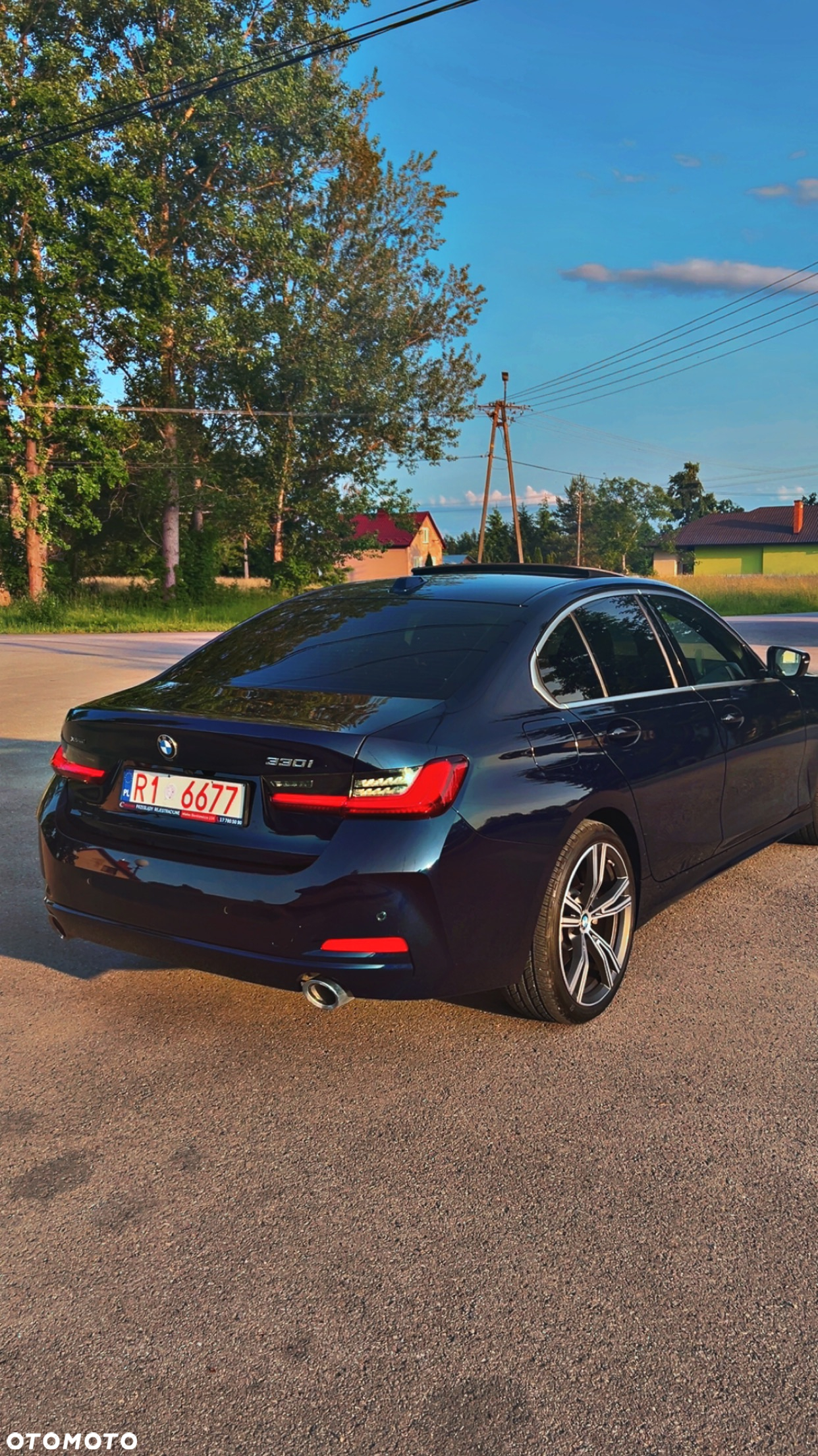 BMW Seria 3 330i Touring M Sport - 9