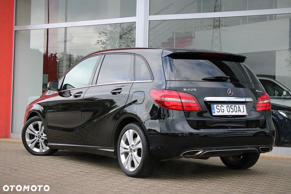 Mercedes-Benz Klasa B 220 4-Matic - 9
