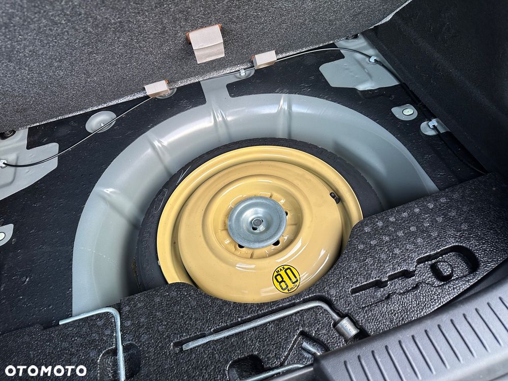 Mazda 3 1.6 Sport Active - 24