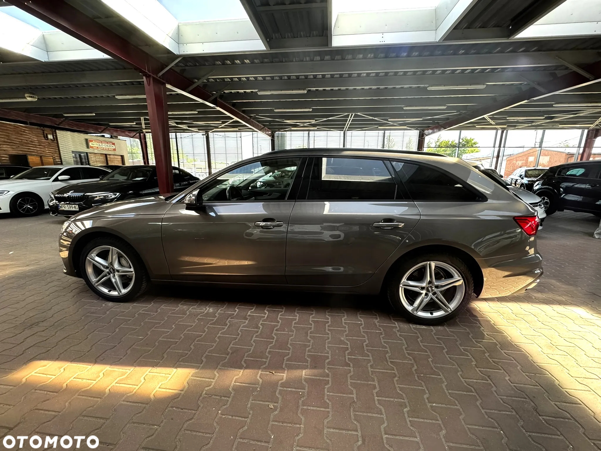 Audi A4 - 4