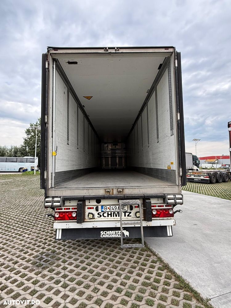 Schmitz Cargobull SCB S3B - 4