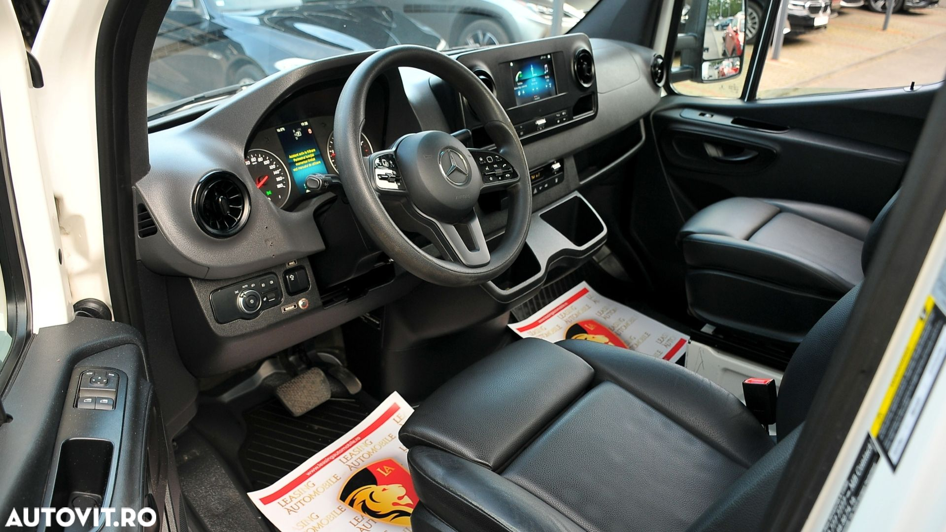 Mercedes-Benz Sprinter 516 CDI Standard HA 7G-TRONIC Plus - 11