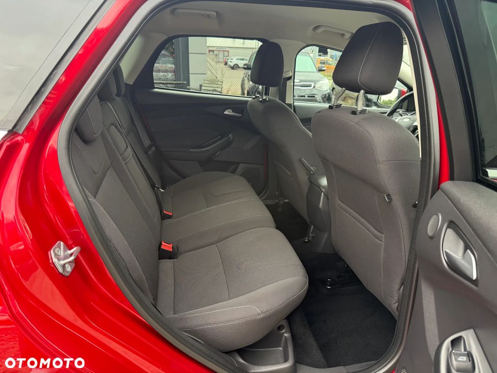 Ford Focus - 24