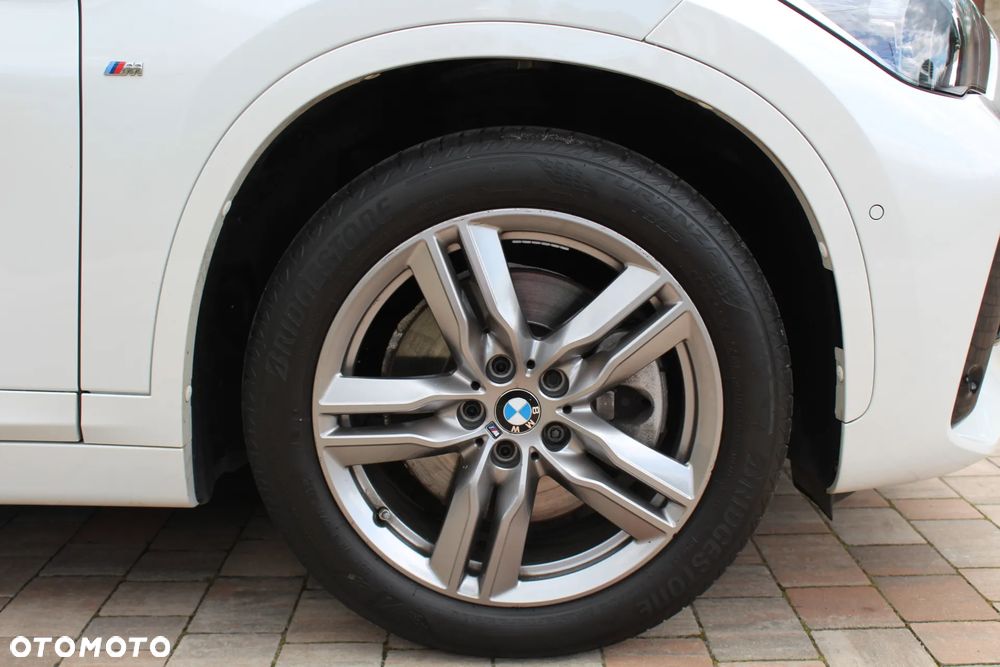 BMW X1 xDrive20i M Sport - 15