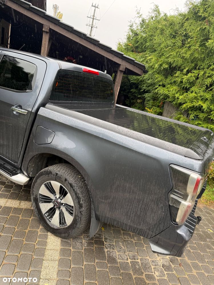 Isuzu D-Max 2022 photo 2