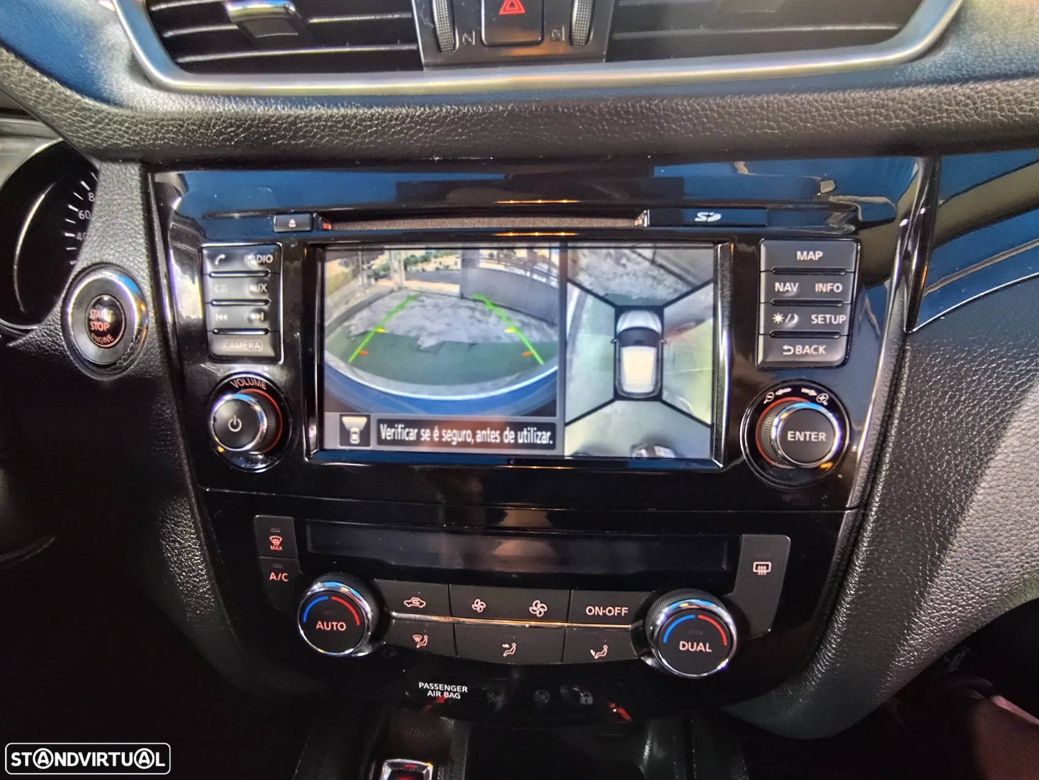Nissan Qashqai 1.6 dCi Tekna Premium - 31