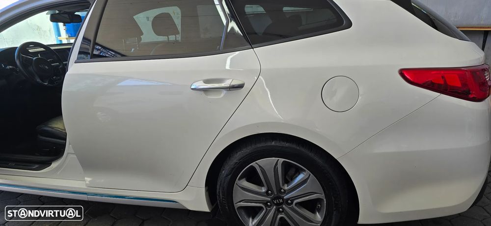 Kia Optima SW 2.0 CVVT PHEV - 4