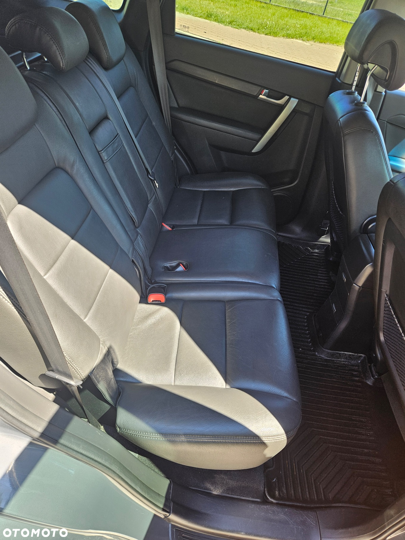 Chevrolet Captiva 2.0 d LS - 17
