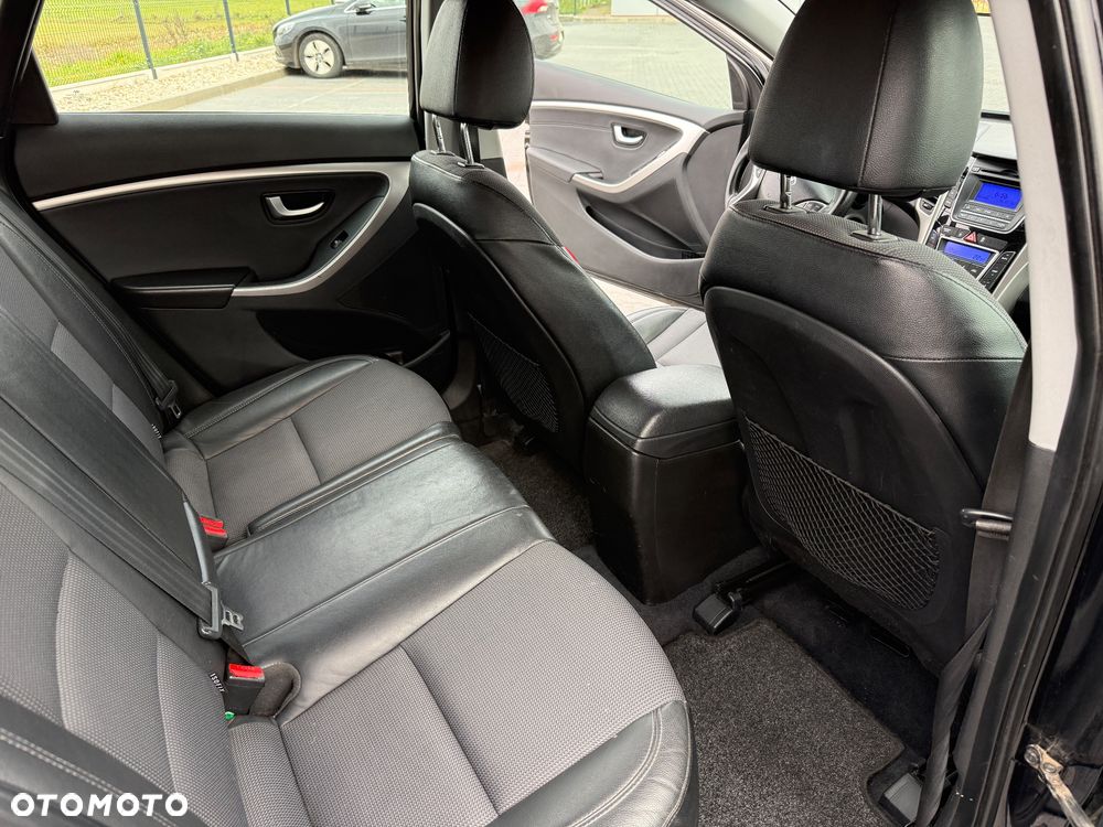 Hyundai i30 1.4 Premium - 13