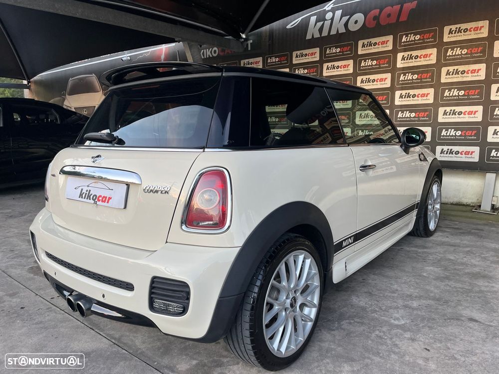 MINI 3 Portas Cooper D - 9