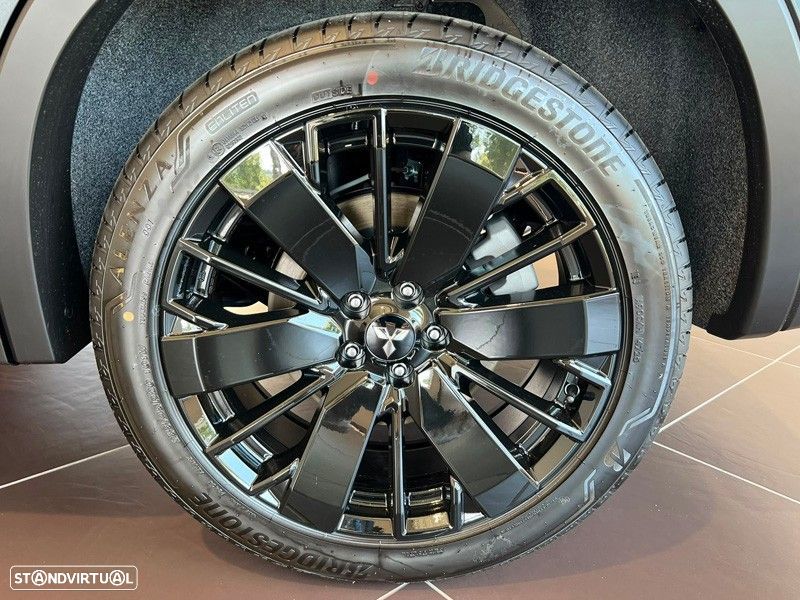 Mitsubishi Outlander 2.4 PHEV Sport Edition - 19