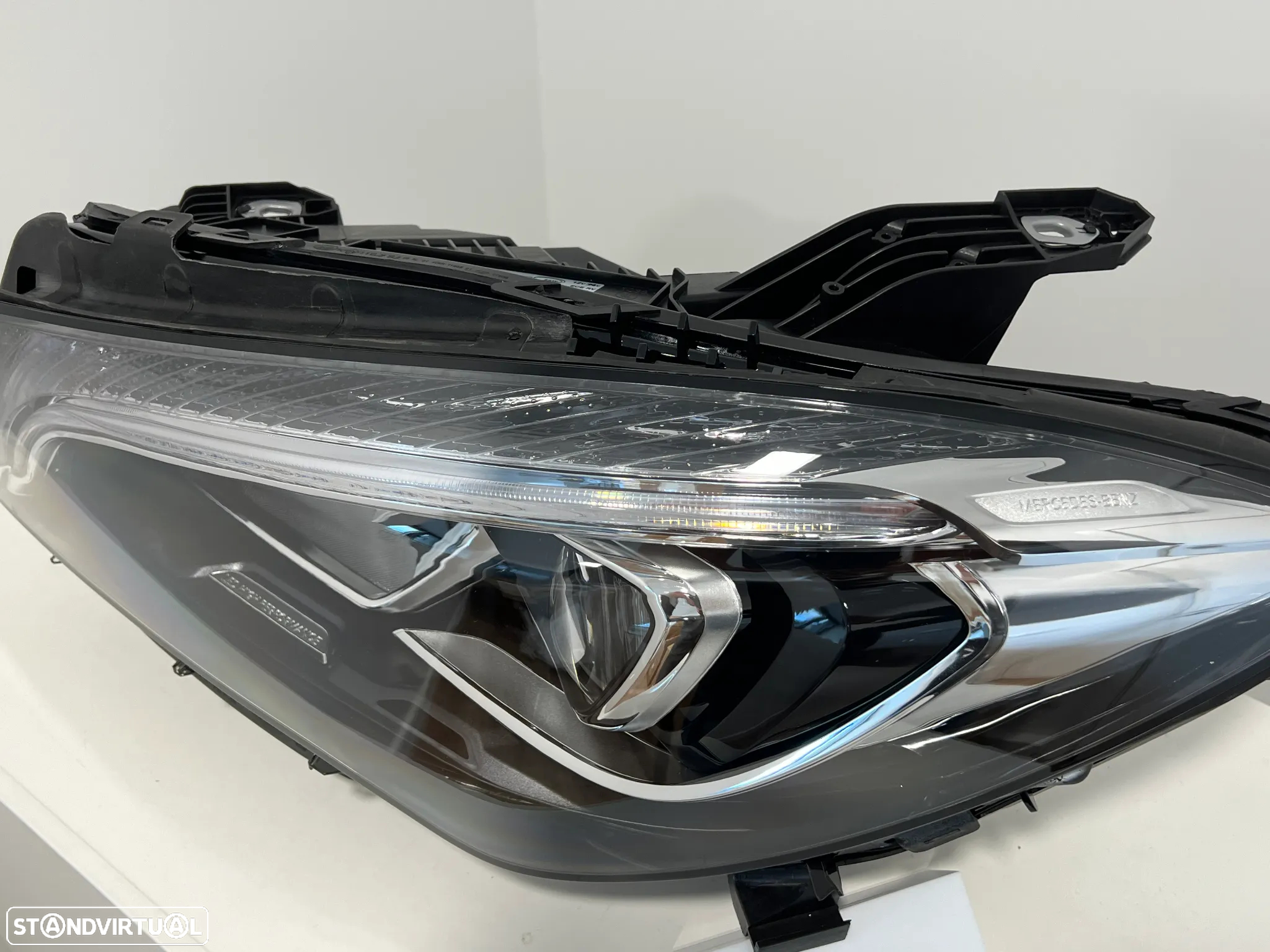 Farol Otica Original Mercedes CLA W117 Led lado Esquerdo - 2