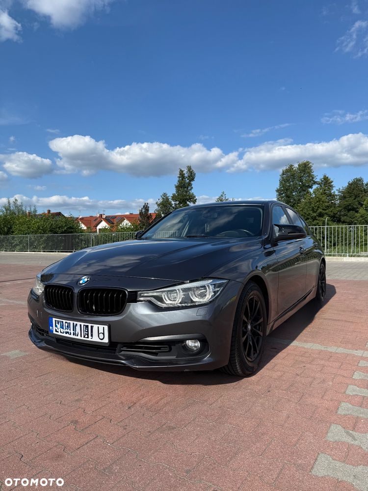 BMW Seria 3 318i Advantage - 7
