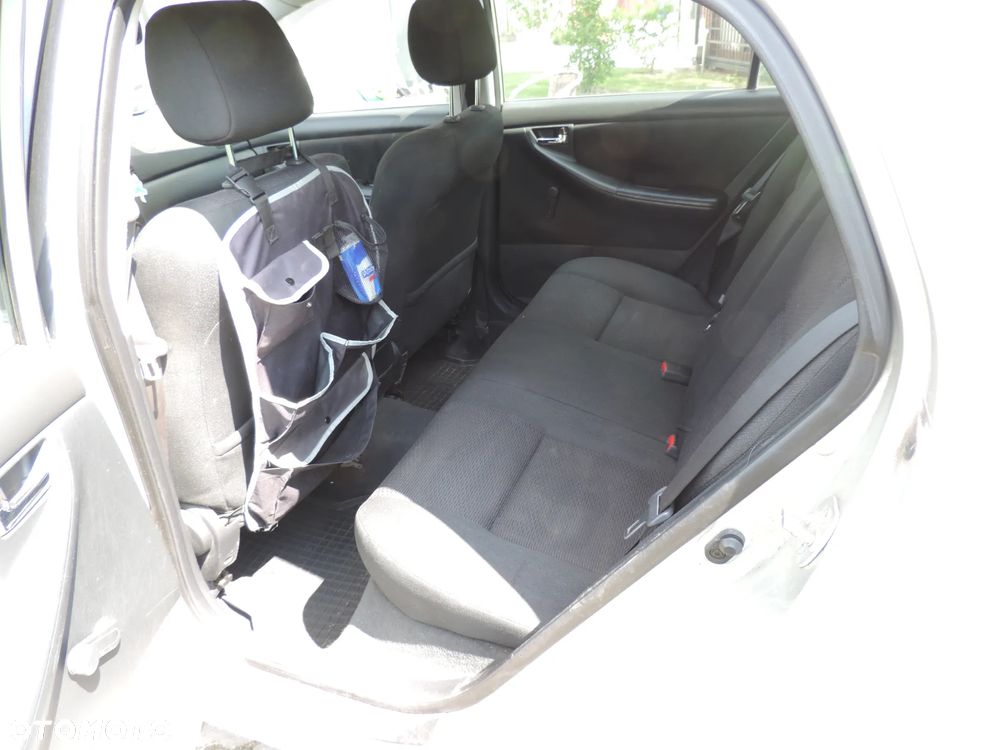 Toyota Corolla 1.4 D-4D Terra - 10