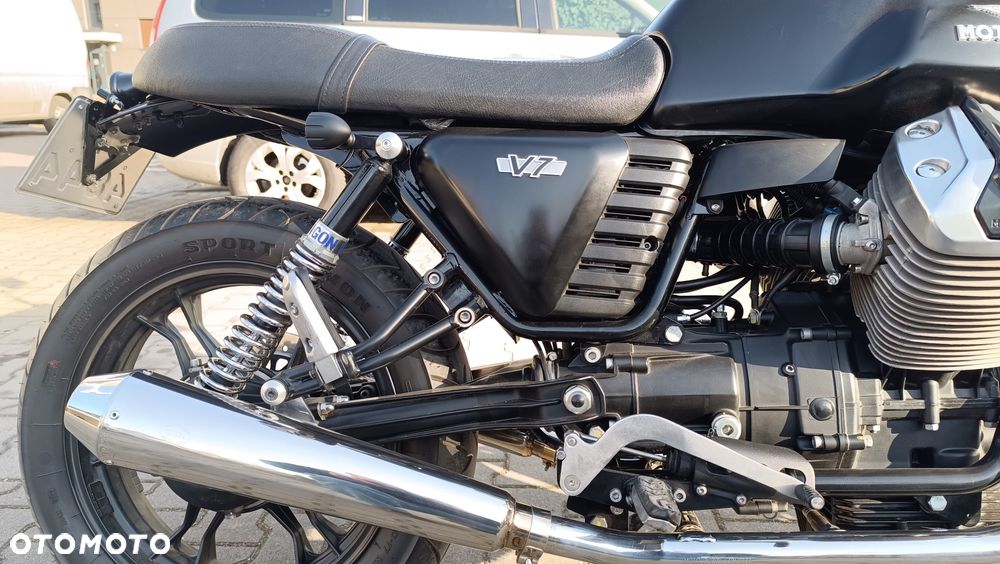 Moto Guzzi V7 - 11