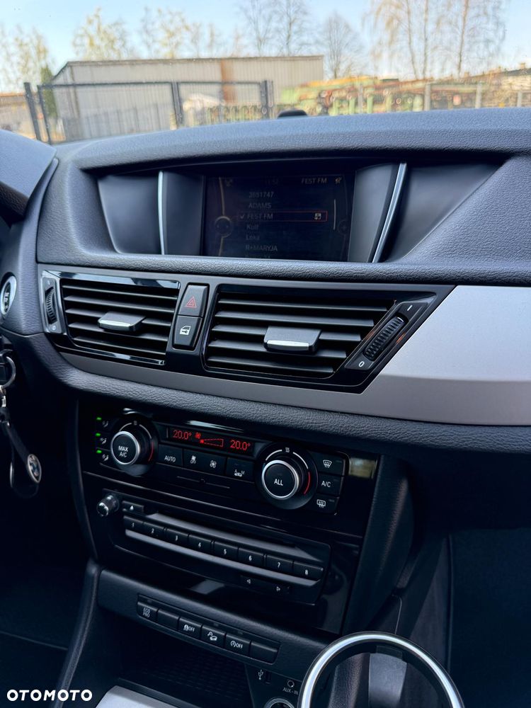 BMW X1 xDrive18d xLine - 29