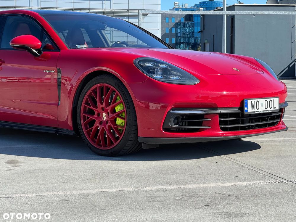 Porsche Panamera 4 E-Hybrid - 3
