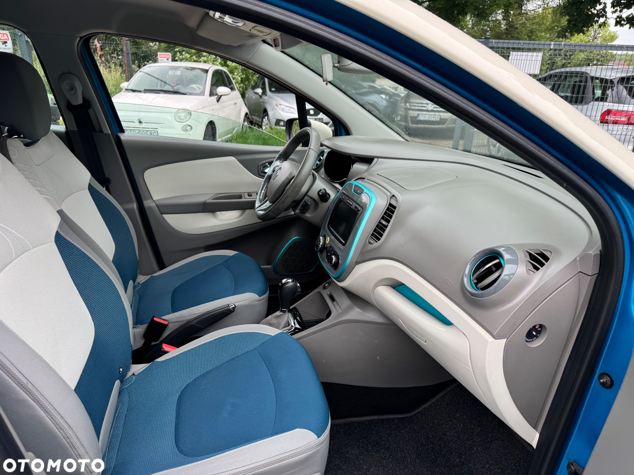 Renault Captur - 24