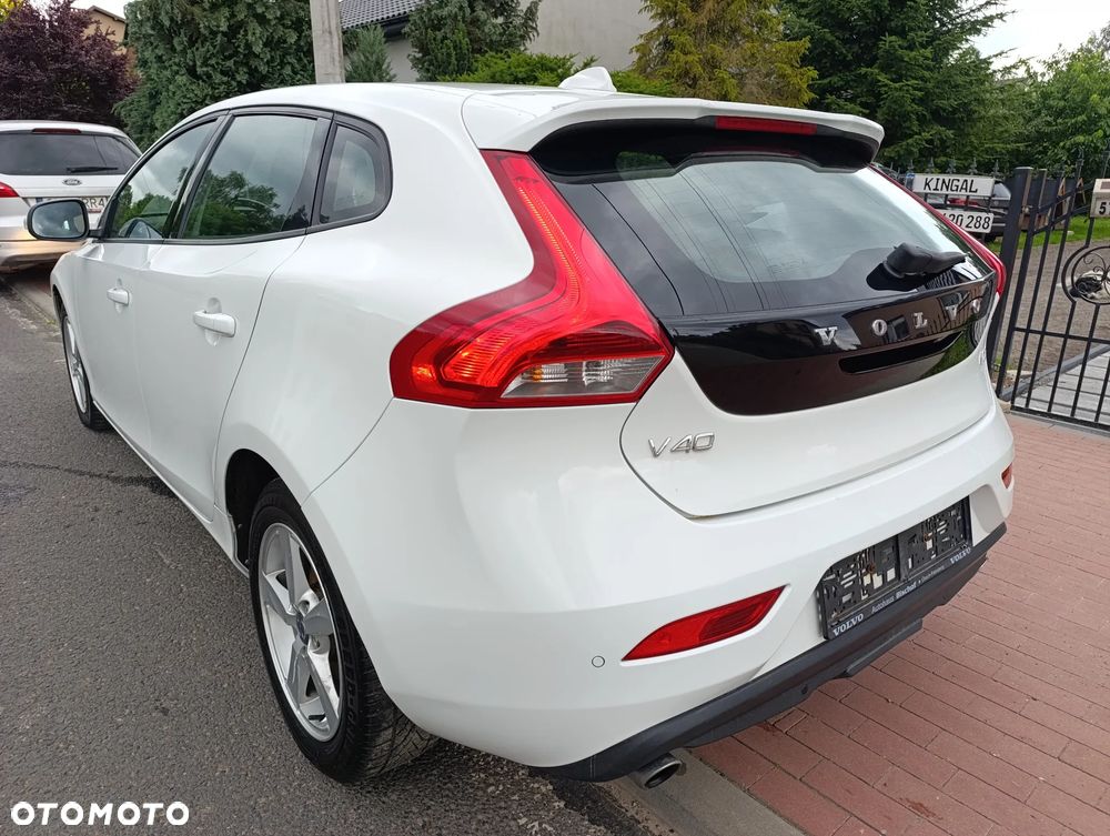 Volvo V40 D3 You - 29