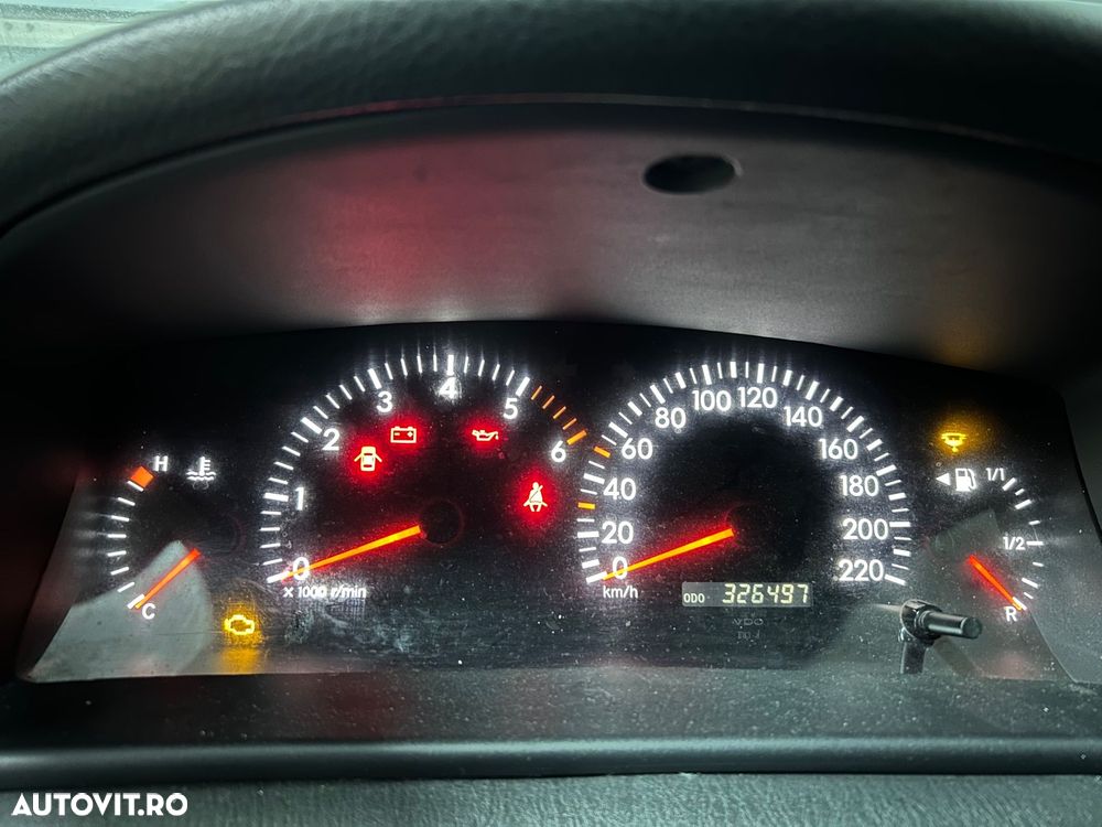 Toyota Corolla 1.4 D H/B Xellence - 7