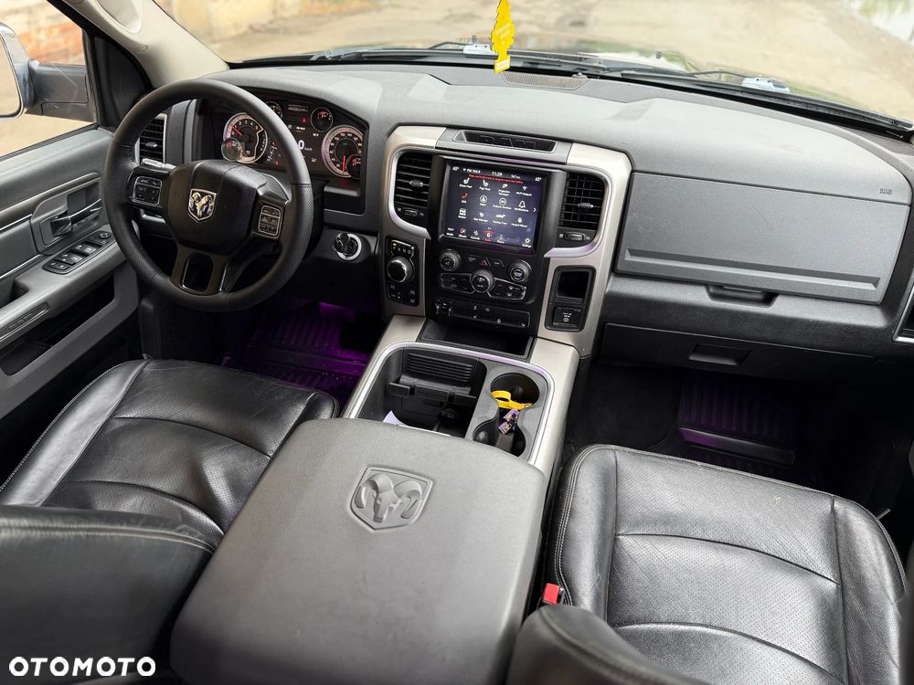 RAM 1500 - 9