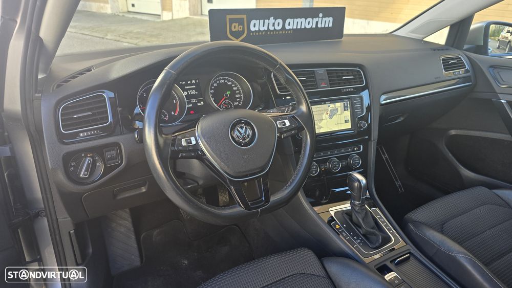 VW Golf 1.6 TDi DPF DSG Highline - 12