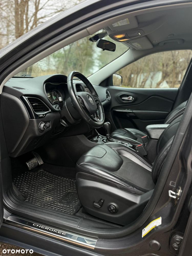 Jeep Cherokee 2.0 GME Active Drive I Limited - 9