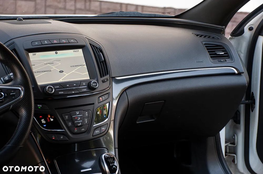 Opel Insignia 2.0 CDTI Executive S&S - 28
