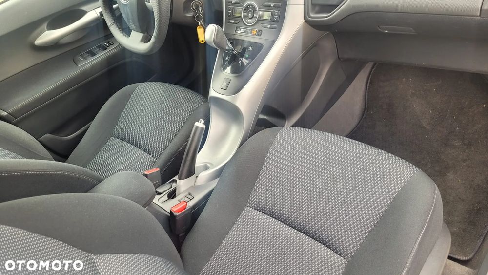 Toyota Auris 1.4 D-4D Premium MM - 15