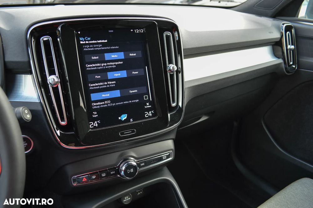 Volvo XC 40 Recharge T4 Twin Engine AT7 Inscription Expression - 23