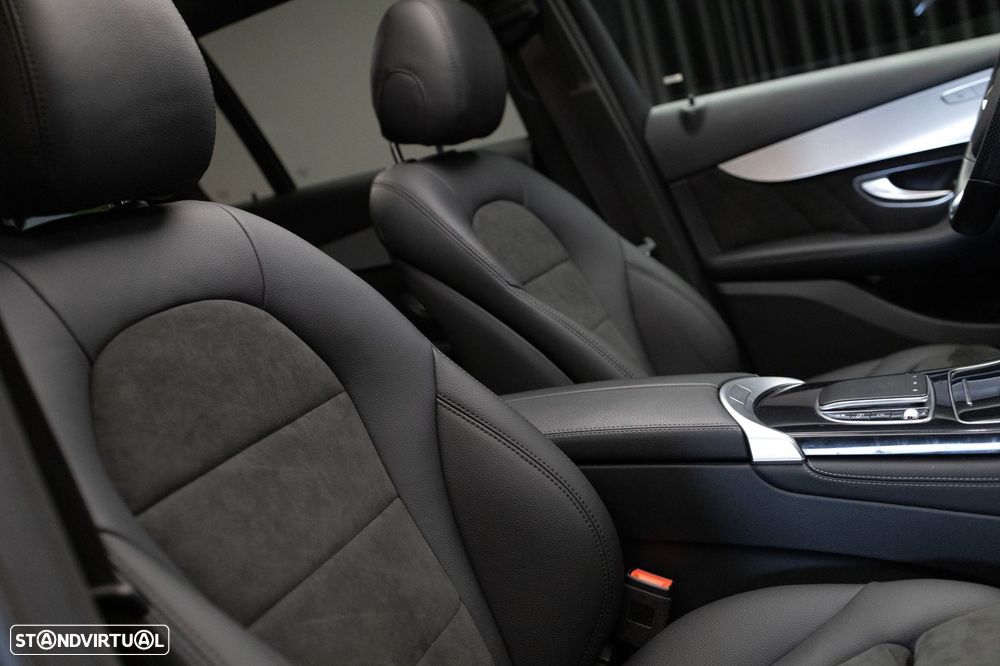 Mercedes-Benz GLC 300 de 4Matic 9G-TRONIC AMG Line - 36