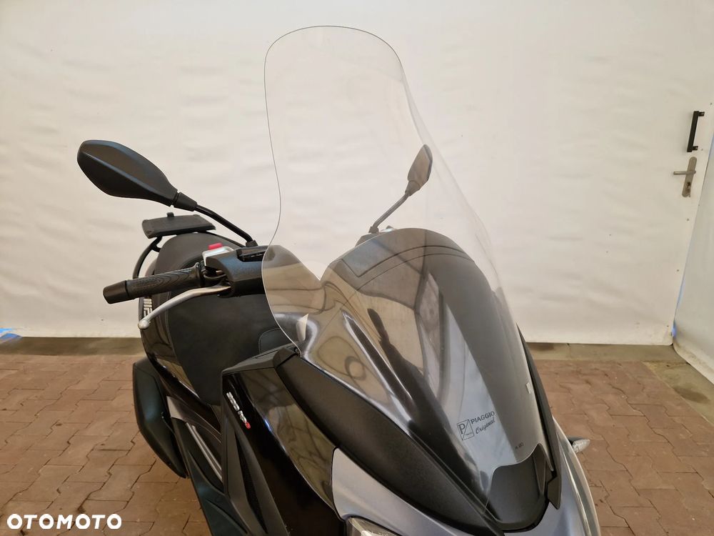 Piaggio MP-3 - 14
