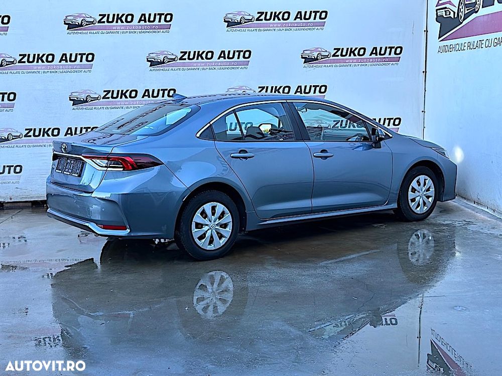 Toyota Corolla Sedan 1.6 Business - 6