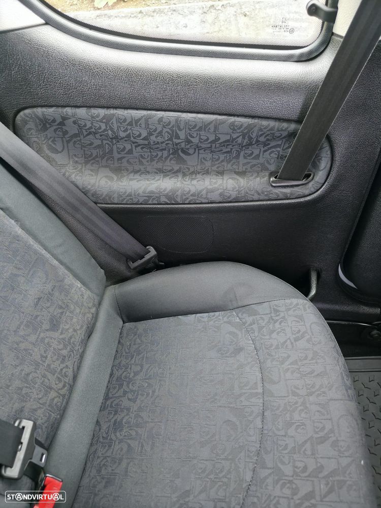 Peugeot 206 1.4 Quick Silver - 45
