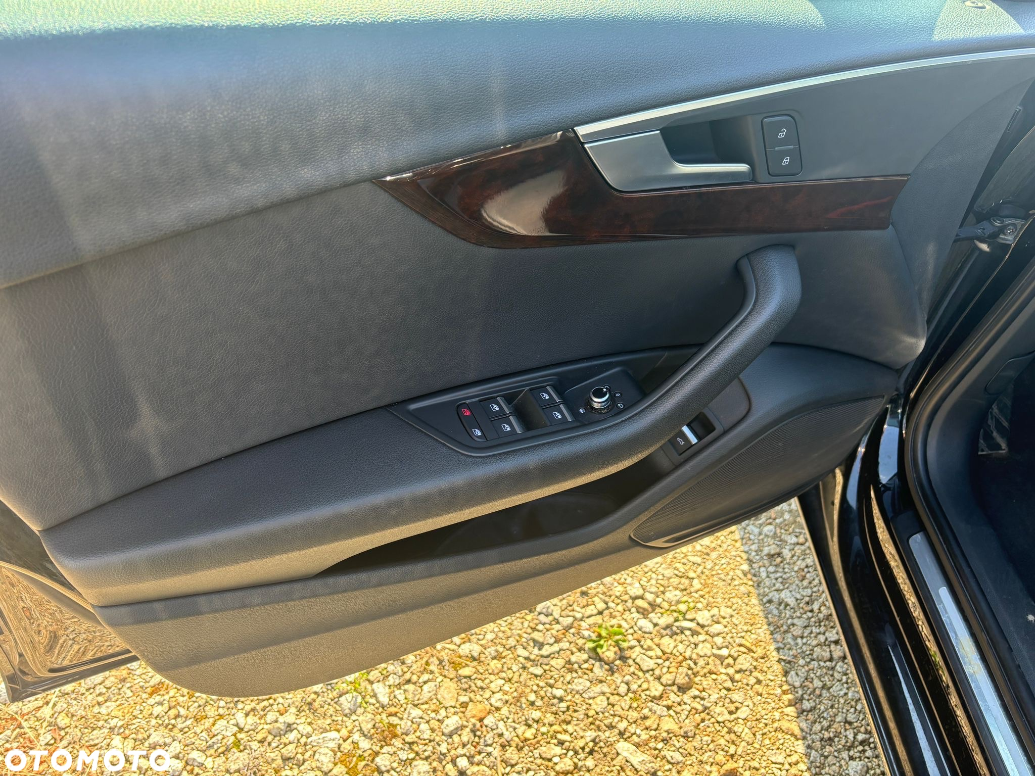 Audi A4 2.0 TFSI Quattro S tronic - 23