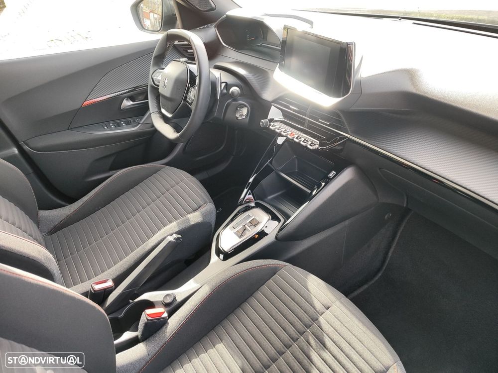 Peugeot 2008 1.5 BlueHDi Allure Pack EAT8 - 12