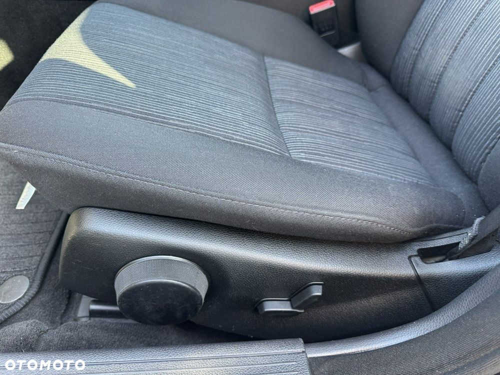 Mercedes-Benz Klasa C - 24