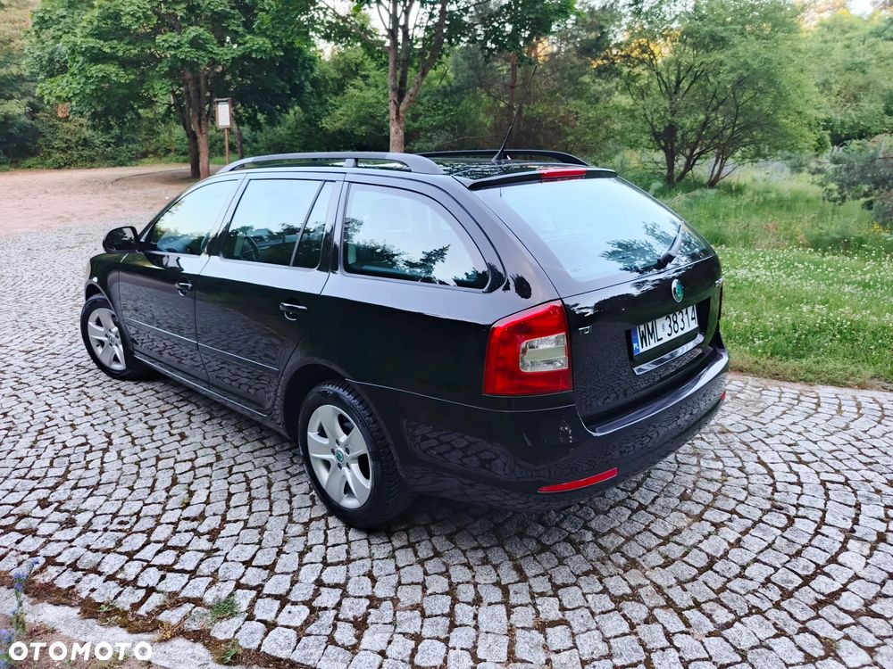 Skoda Octavia 1.6 TDI DPF Ambition - 38