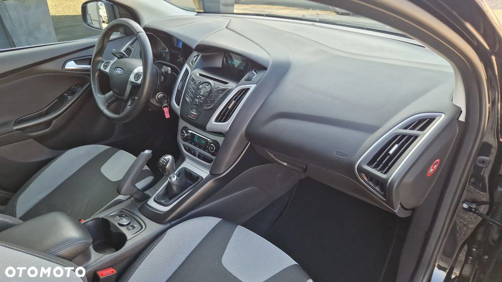 Ford Focus 1.0 EcoBoost STart-Stopp-System TITANIUM - 13