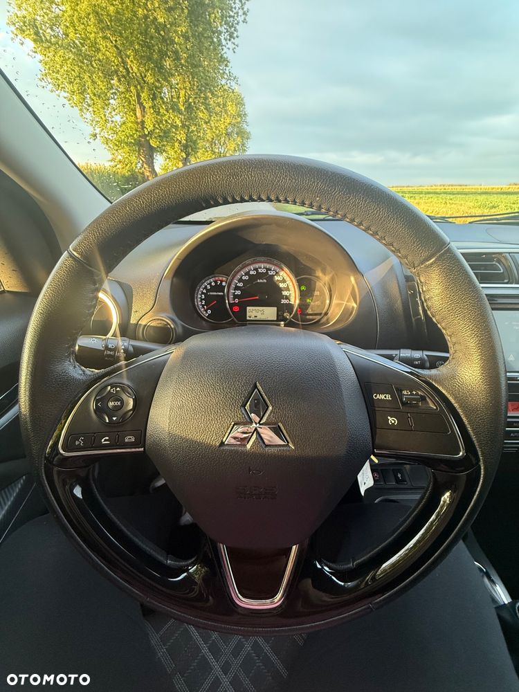 Mitsubishi Space Star 1.2 Intro Edition+ - 26