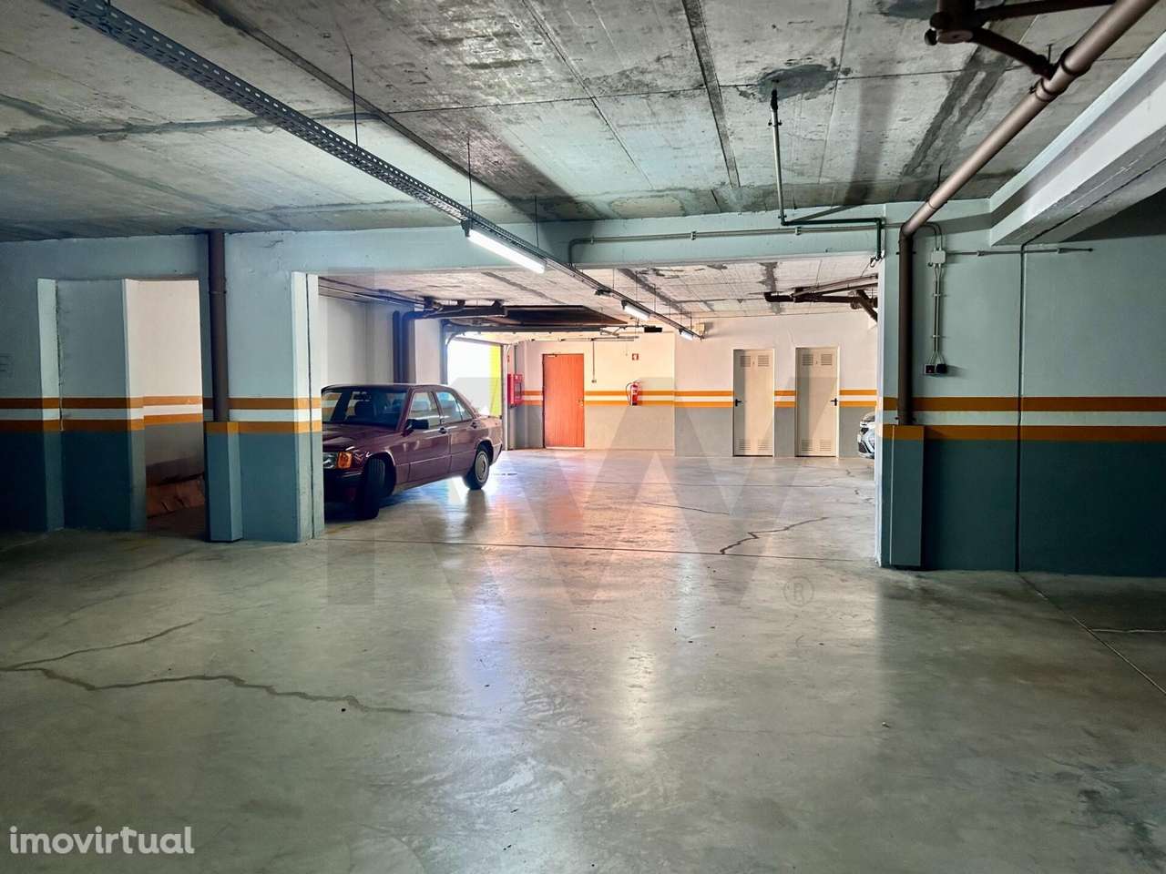 Dois Lugares de Garagem em Colinas do Lido - Grande imagem: 3/7