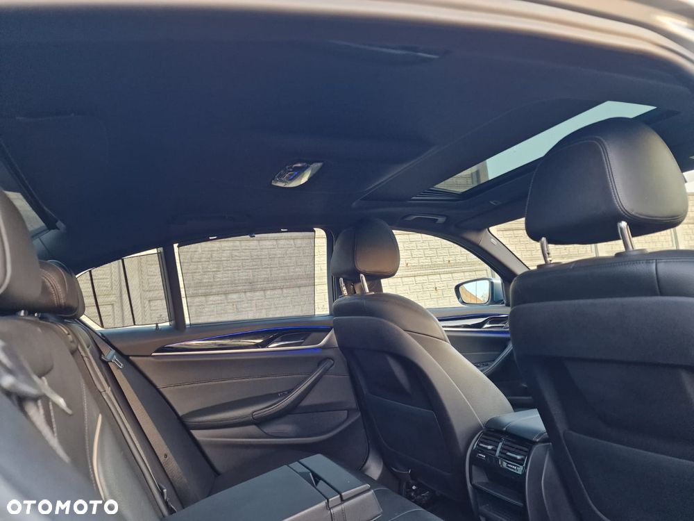 BMW Seria 5 530e iPerformance Sport Line sport - 20