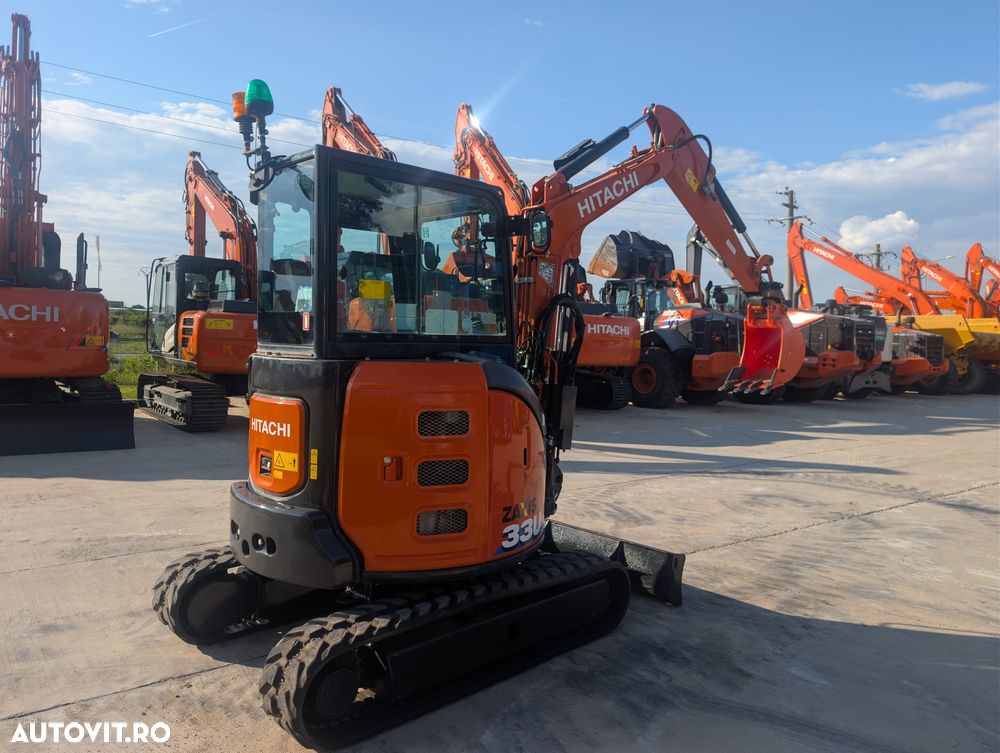 Hitachi ZX33U-6, 3,7tone, 2023, 2.291h, CUPLA RAPIDA HIDR+3 CUPE NOI, lama nivelare, ad sapare 3,5m, latime 1,55m, inst picon pe brate, aer conditionat, radio, produs in JAPONIA, posibil leasing 4 ani-PROMOTIE 36.900 EUR+Tva - 23