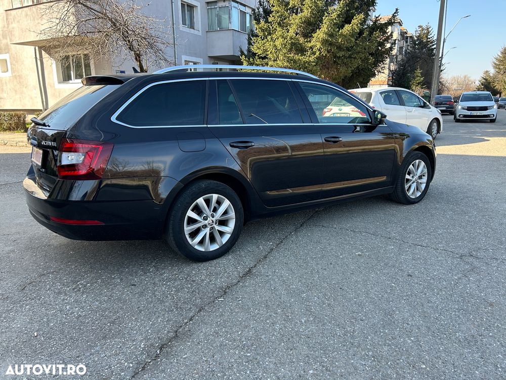 Skoda Octavia 1.6 TDI DSG Premium Edition - 8