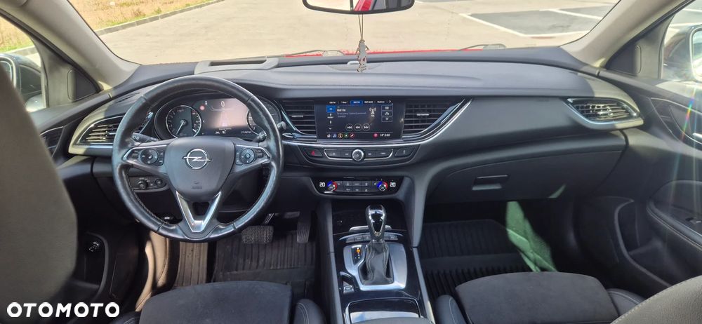 Opel Insignia - 16