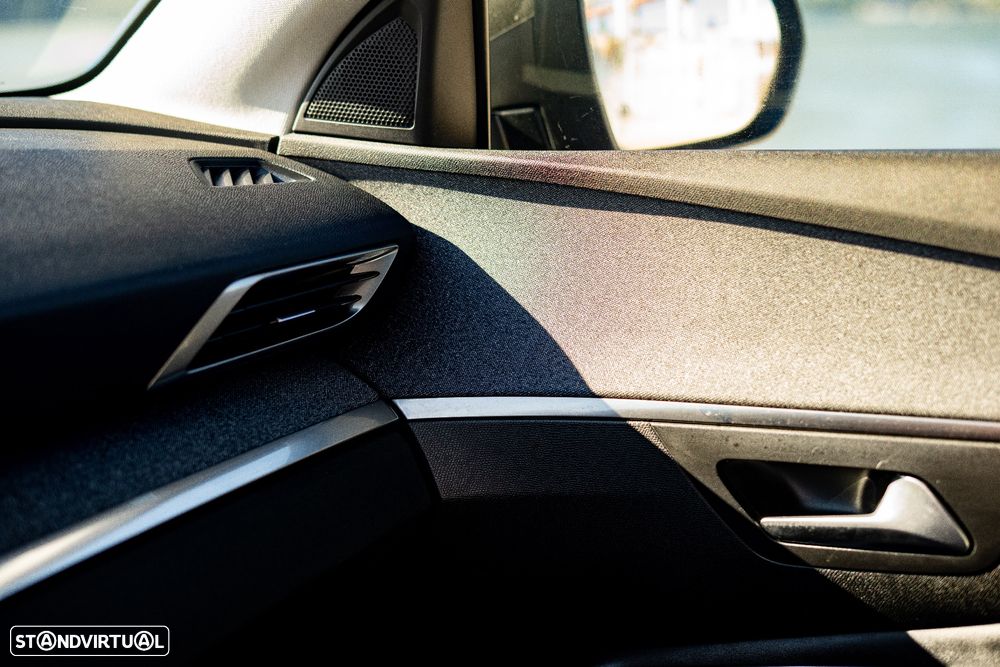 Peugeot 3008 1.5 BlueHDi Allure - 25