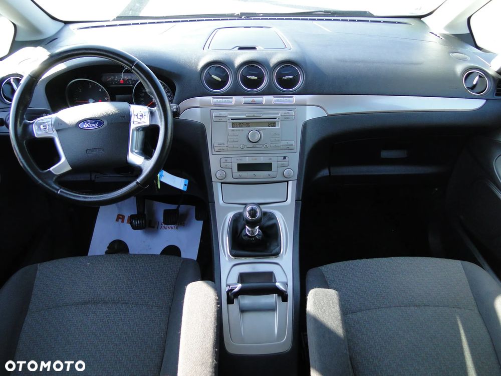 Ford Galaxy 2.0 TDCi Ghia - 6