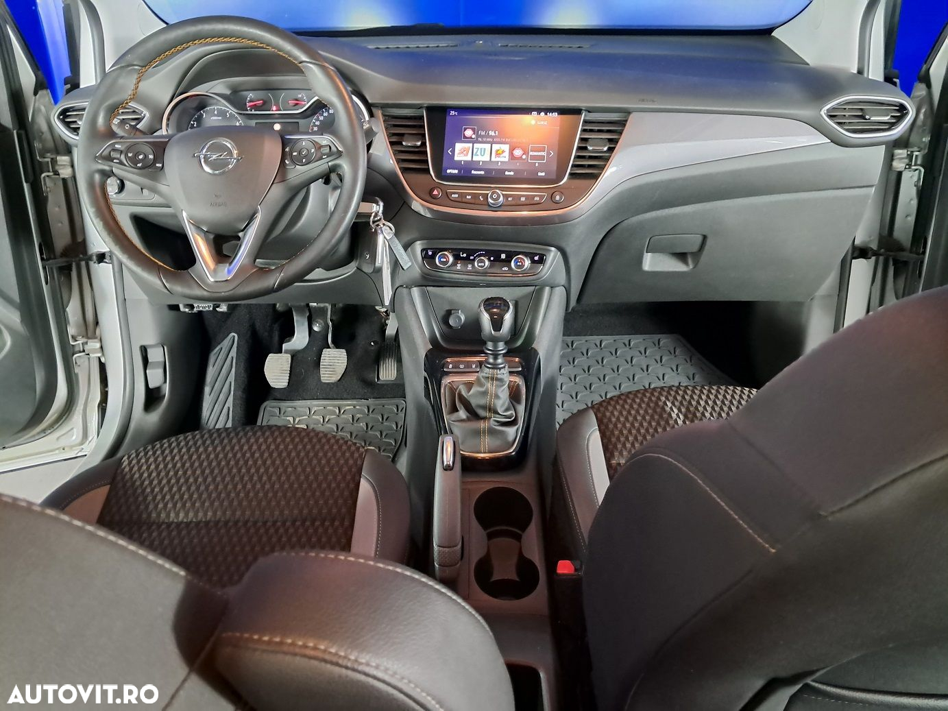 Opel Crossland - 14